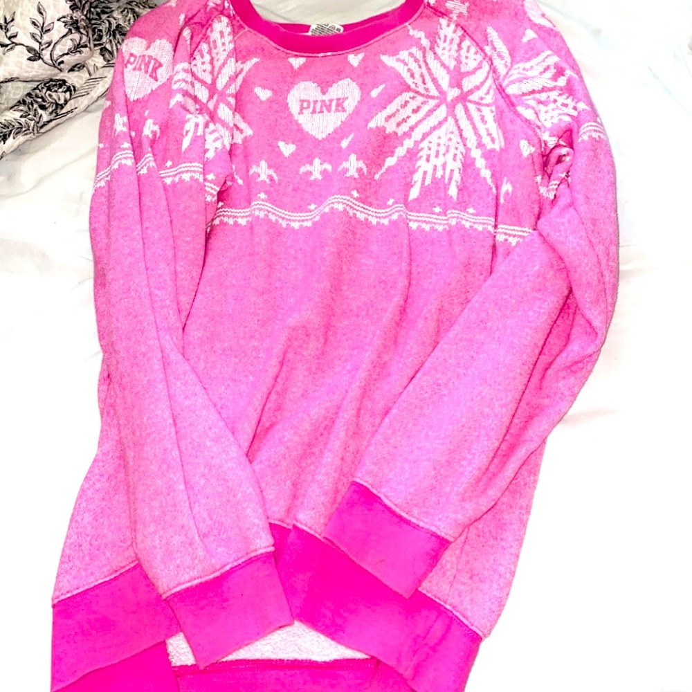 Size medium victoria secret oversized sweater